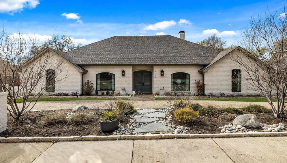 Front exterior of 17139 Earthwind Drive in Dallas, Texas