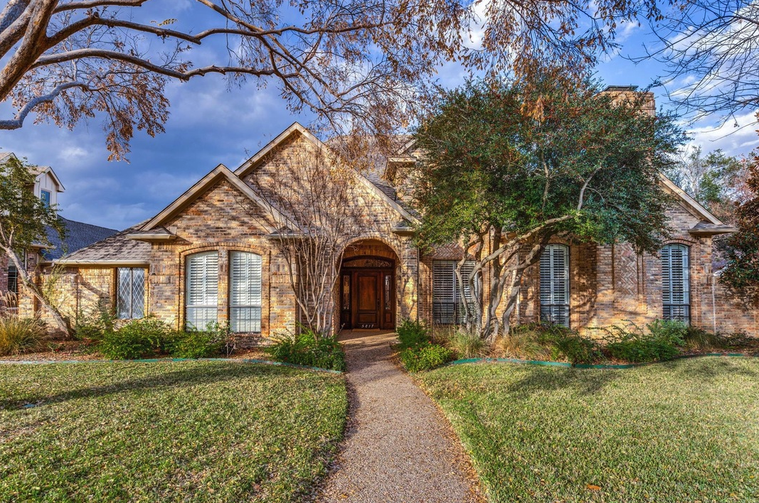 Front exterior of 5817 Gallant Fox Lane